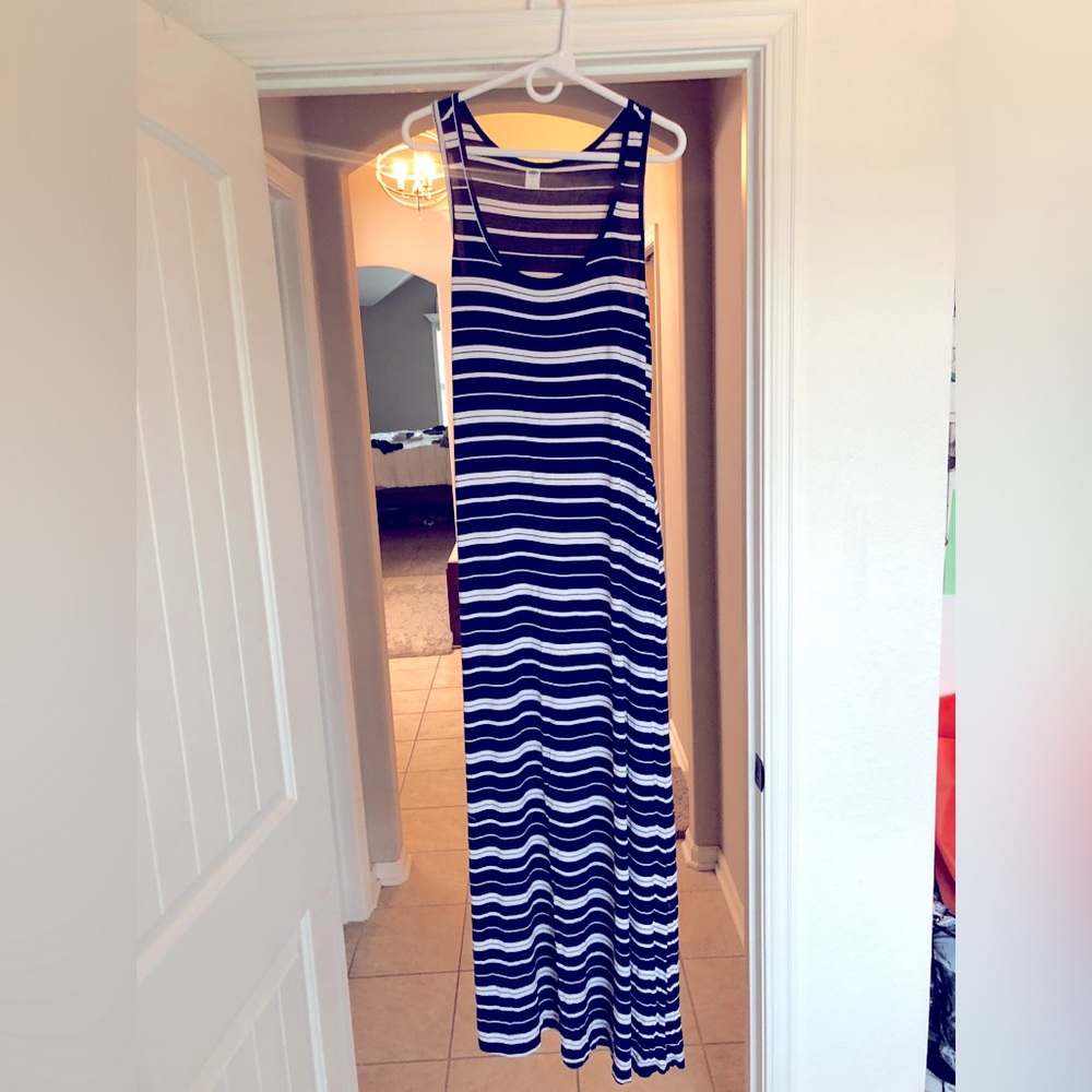 Old Navy large striped maxi dress
